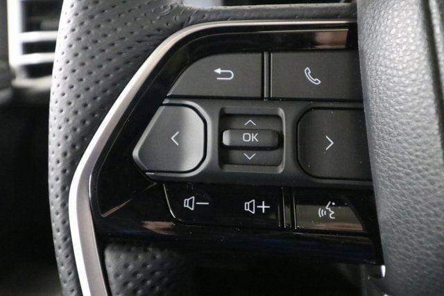 New 2025 Toyota Tundra Platinum AWD/4WD image 7