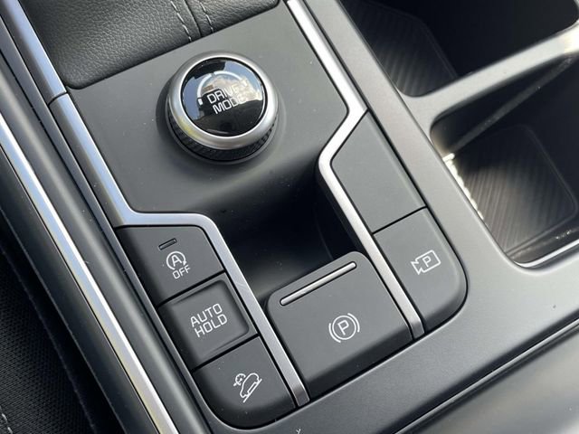 Certified 2026 Kia Sorento LX FWD image 37