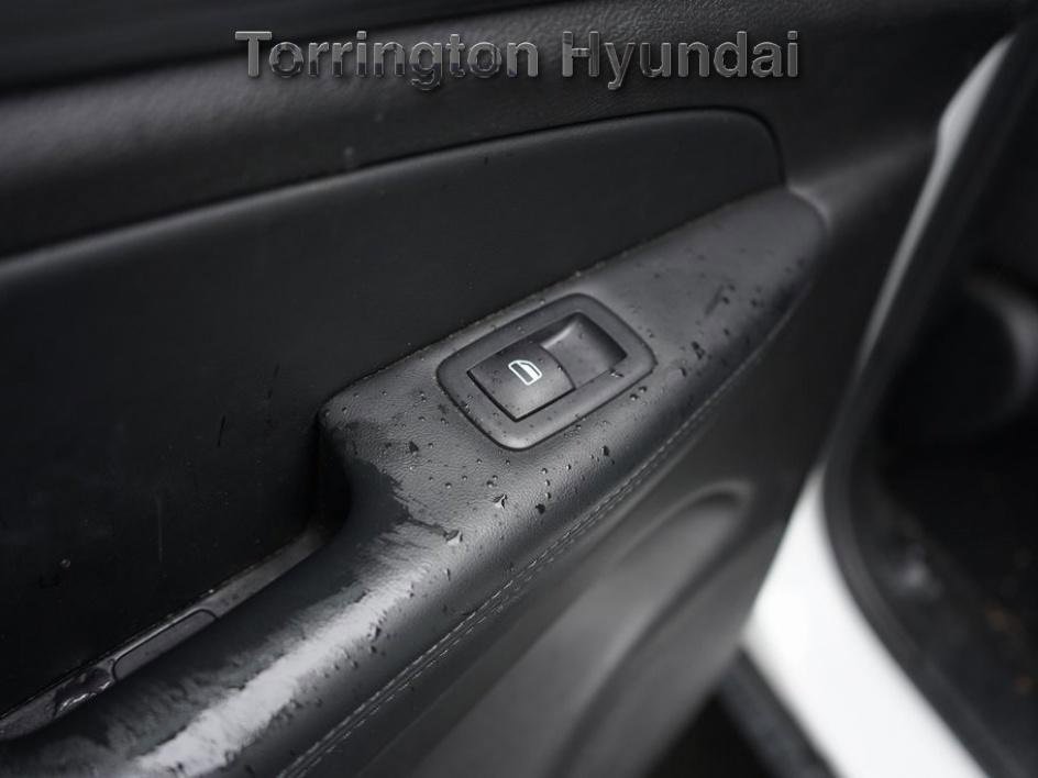 Used 2020 Jeep Grand Cherokee Laredo image 24