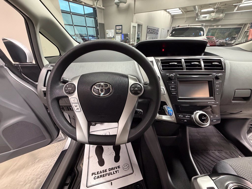 Used 2012 Toyota Prius V Three FWD image 10