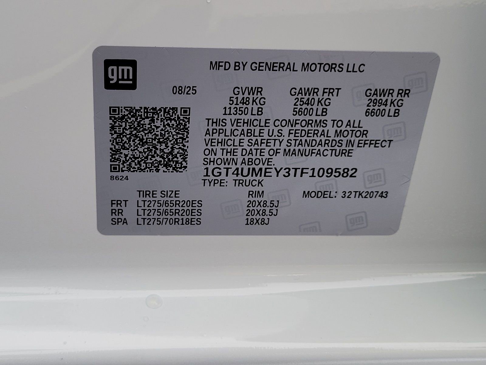 New 2026 GMC Sierra 2500 SLE w/ SLE Value Package; image 15