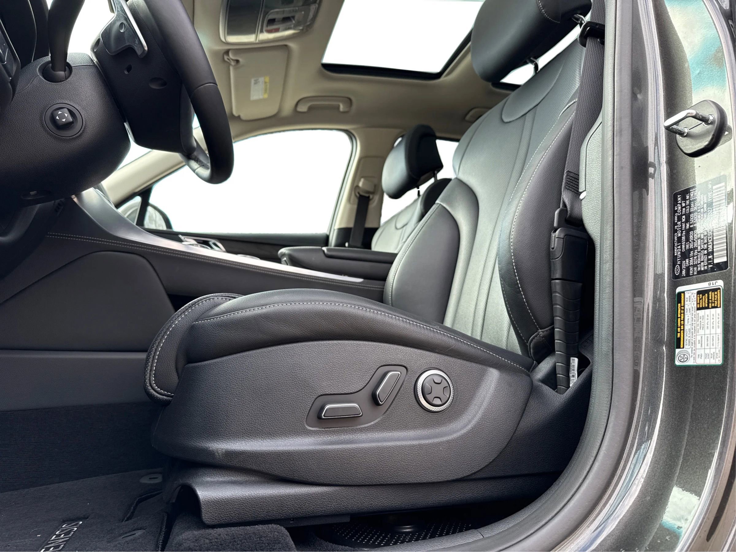 Used 2024 Genesis GV80 3.5T image 20