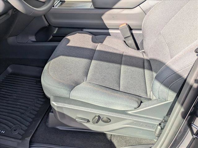 New 2025 Ford Expedition Active video 3