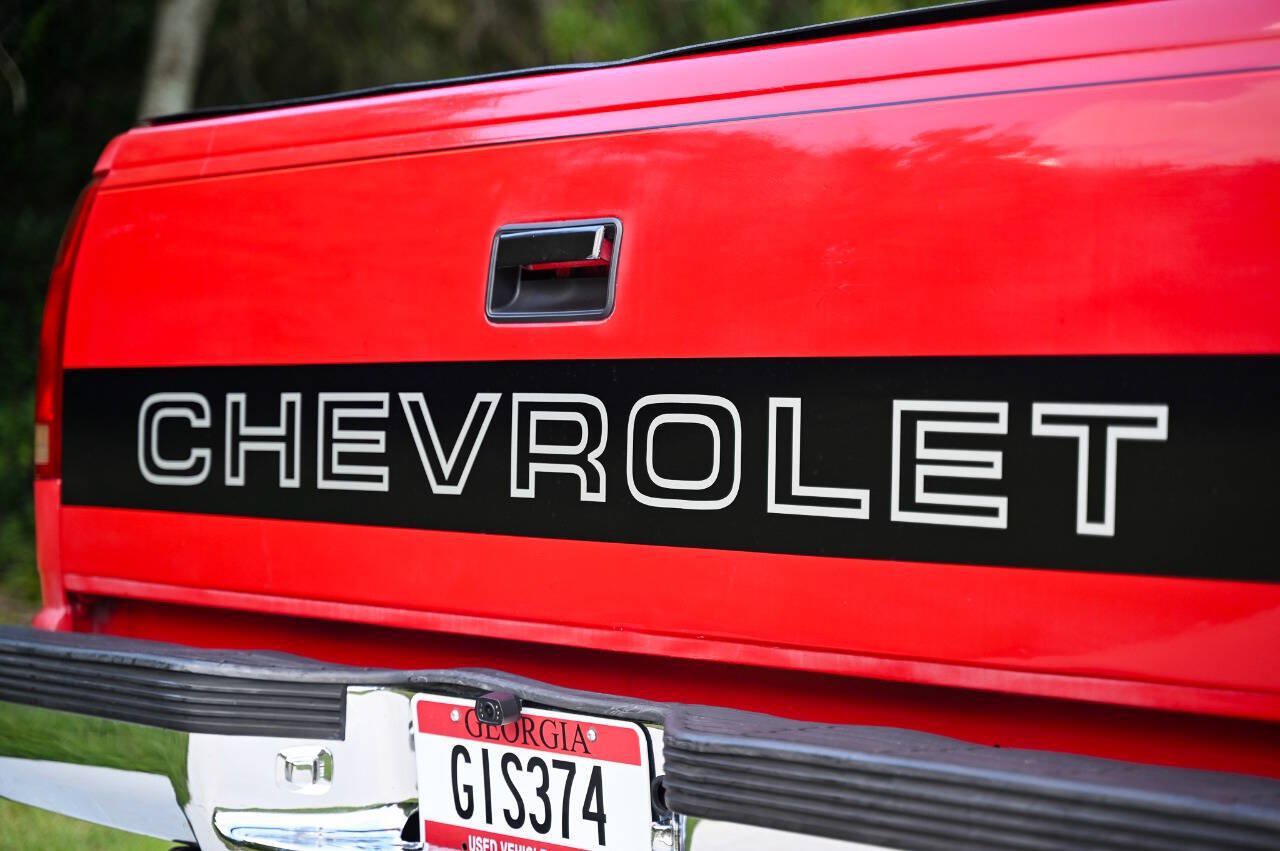 Used 1989 Chevrolet Silverado 1500 4x4 Regular Cab image 29