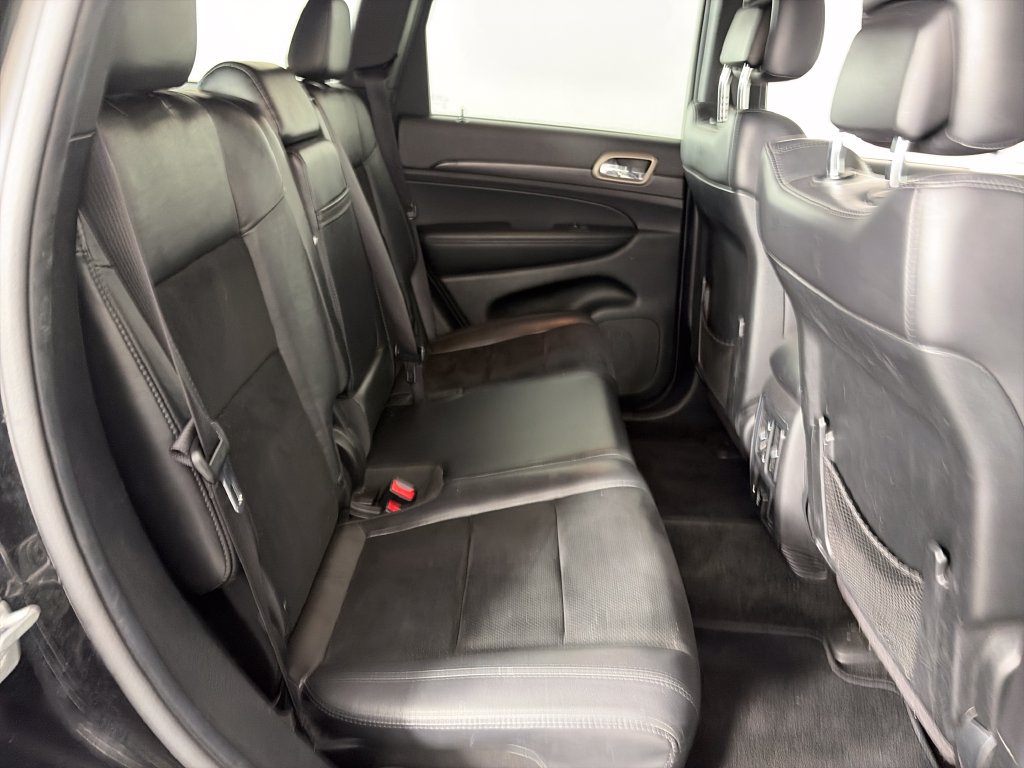 Used 2015 Jeep Grand Cherokee Altitude AWD/4WD image 28