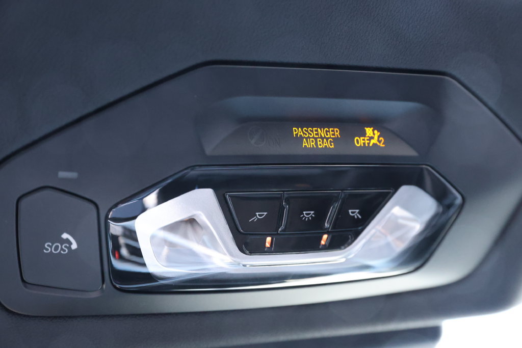 Used 2023 BMW M4 xDrive Competition AWD/4WD image 26
