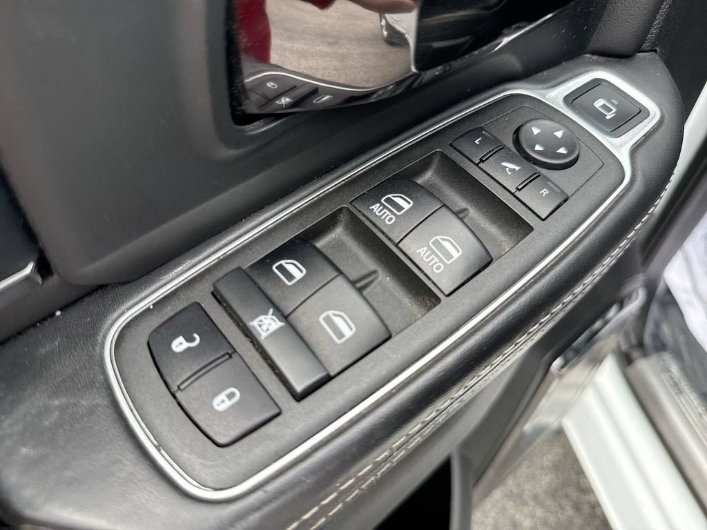 Used 2022 RAM 2500 Limited AWD/4WD image 13