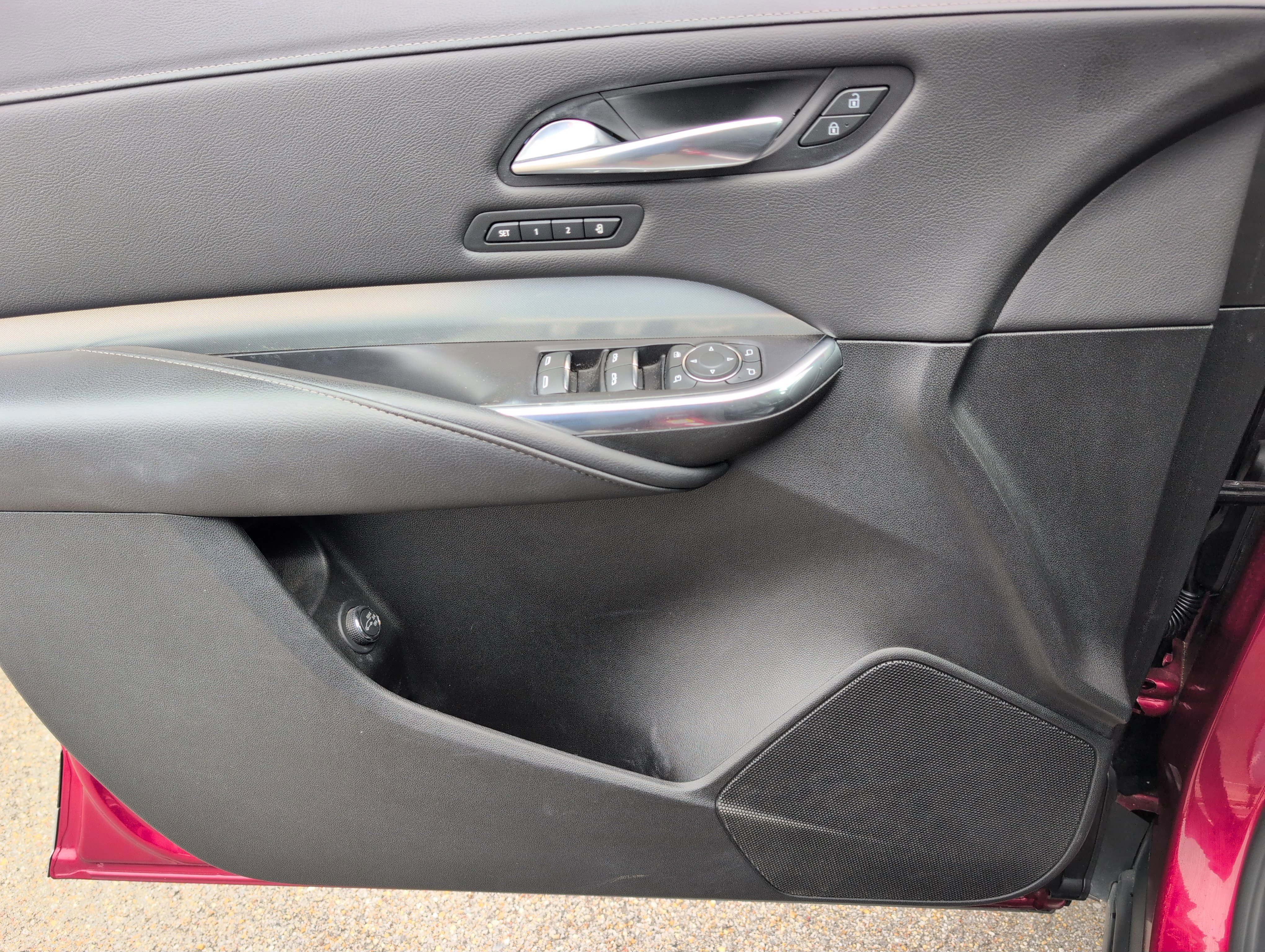 Used 2020 Cadillac XT4 Premium Luxury w/ Driver Awareness Package FWD image 16