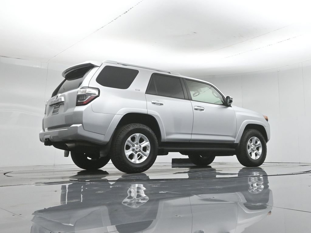 Used 2018 Toyota 4Runner SR5 Premium RWD image 52