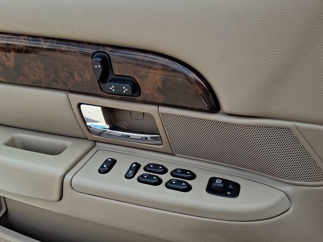 Used 2005 Mercury Grand Marquis GS RWD image 19