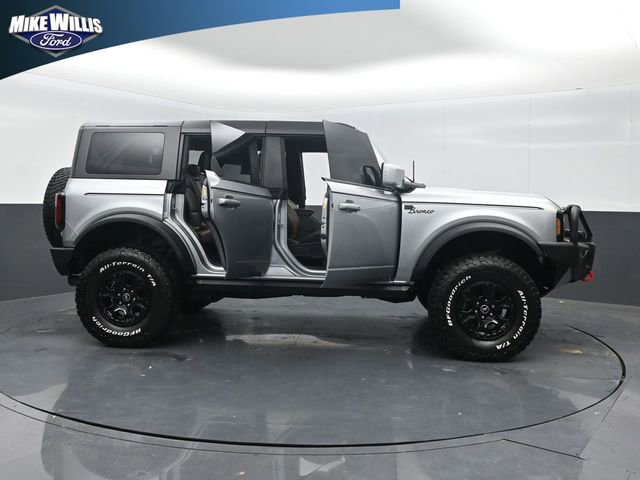 Used 2023 Ford Bronco Outer Banks w/ Sasquatch Package AWD/4WD image 27