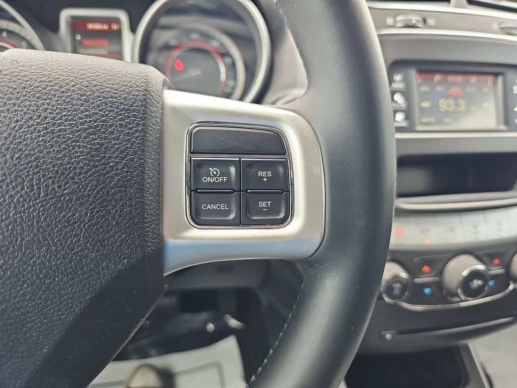 Used 2018 Dodge Journey SE FWD image 18