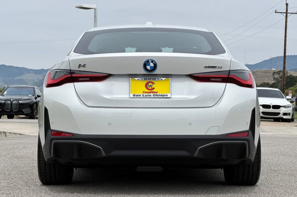 Used 2023 BMW i4 eDrive35 image 4