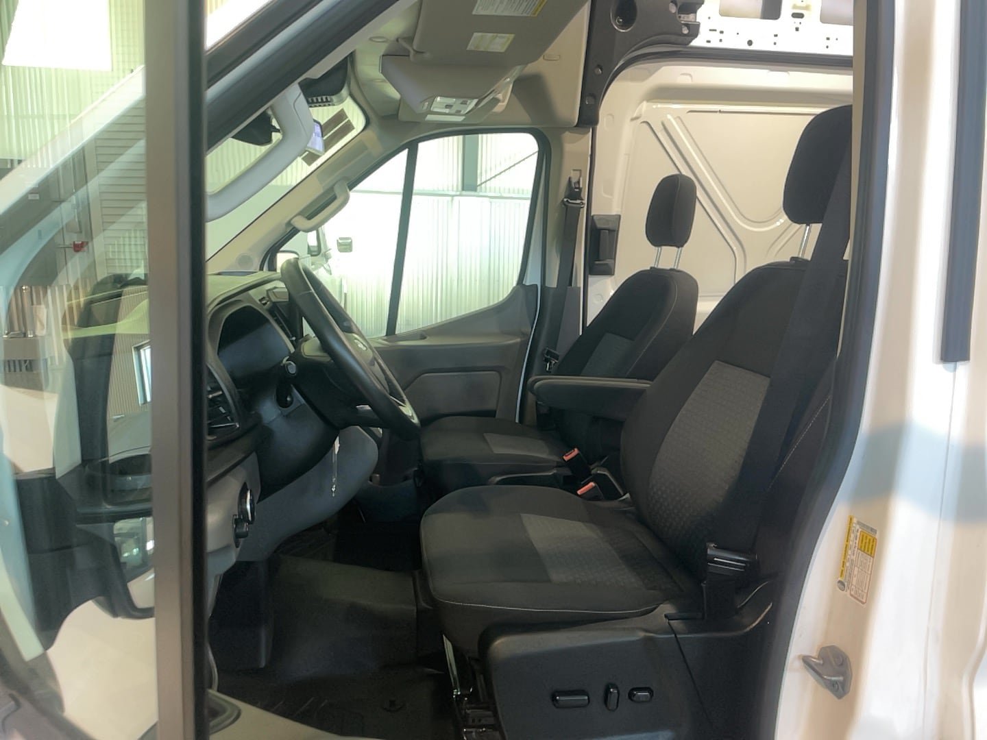 Used 2022 Ford Transit 350 148 High Roof Extended RWD image 5