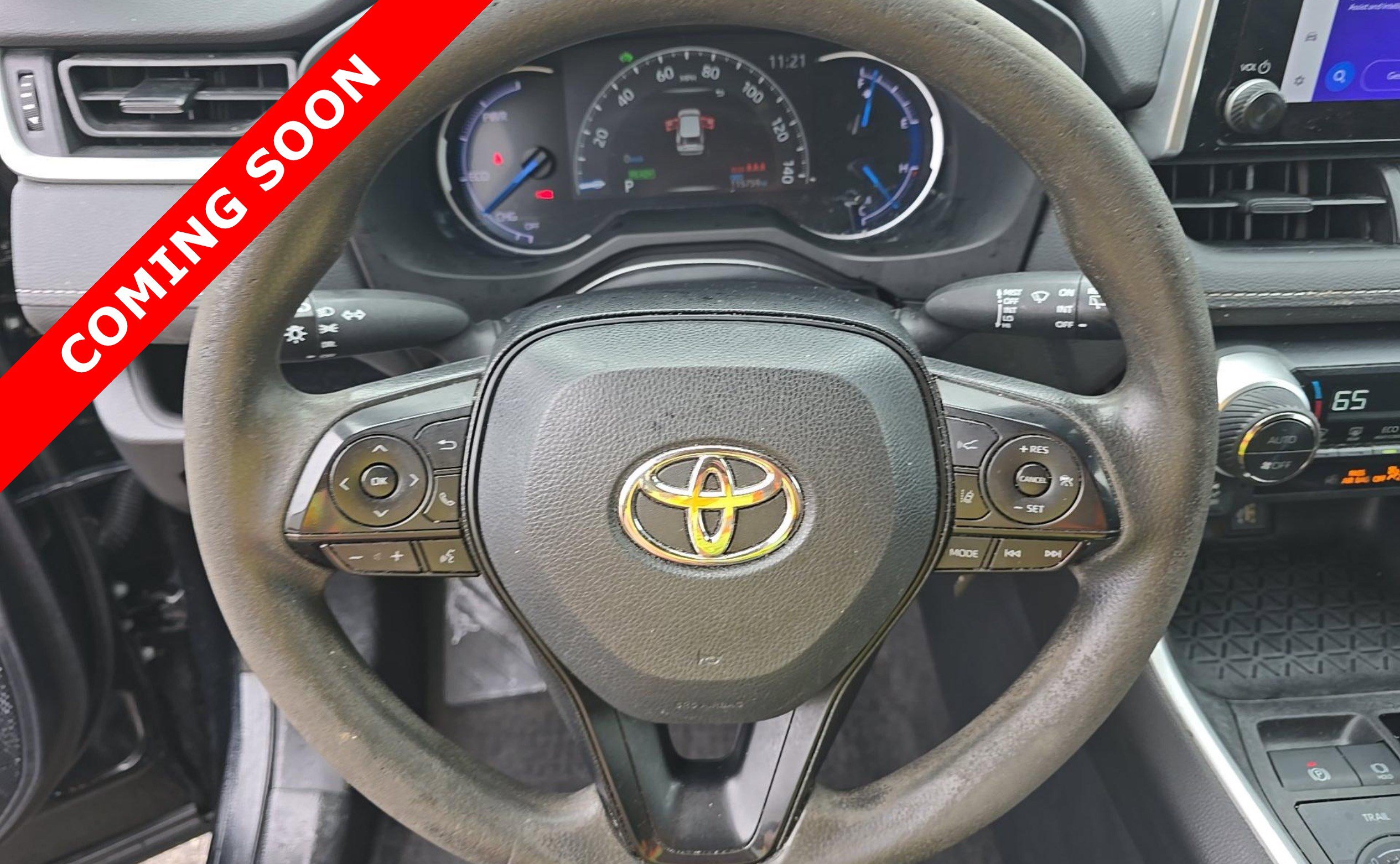 Used 2023 Toyota RAV4 LE AWD/4WD image 6