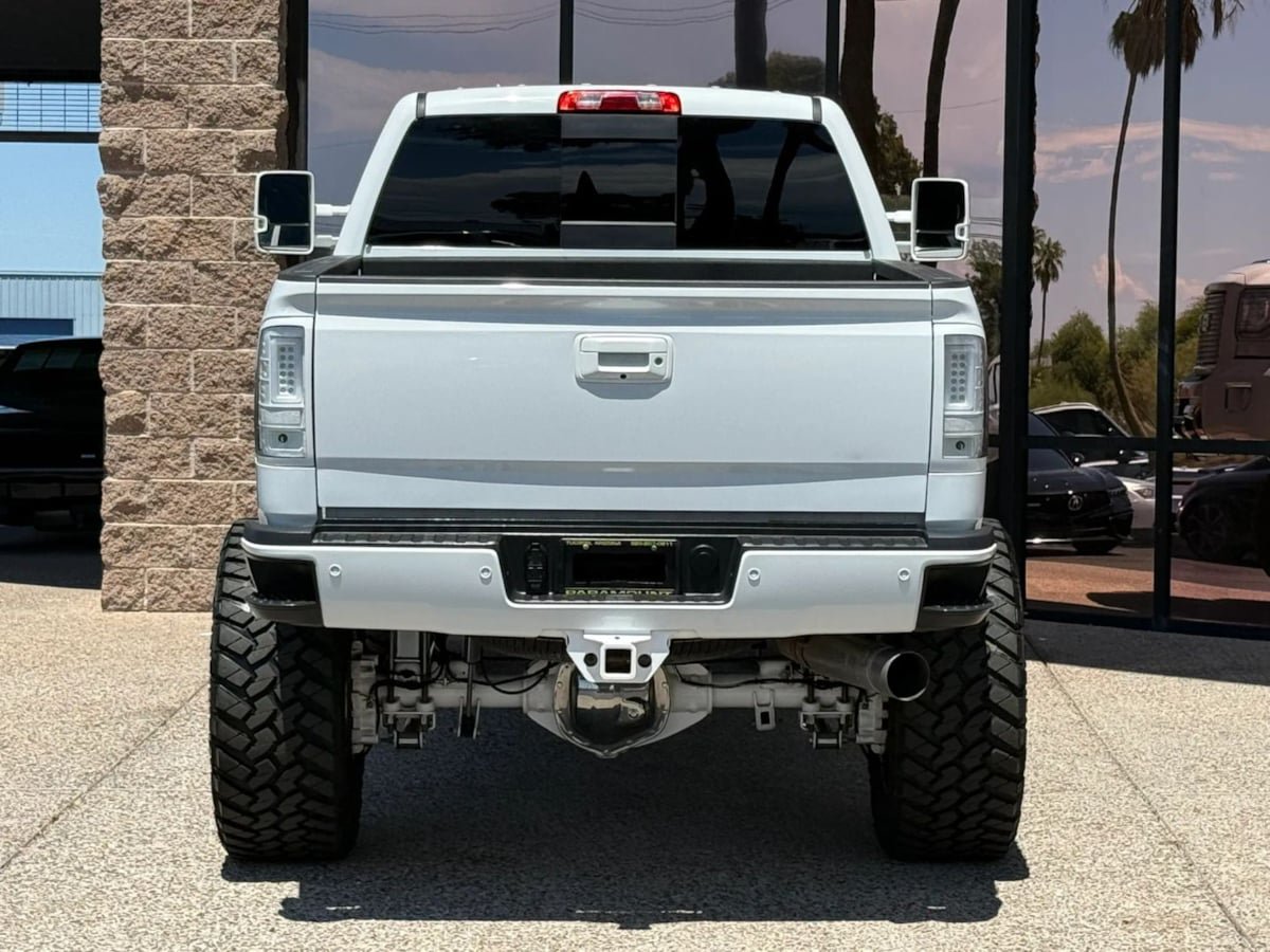 Used 2017 GMC Sierra 3500 Denali w/ Duramax Plus Package AWD/4WD image 9