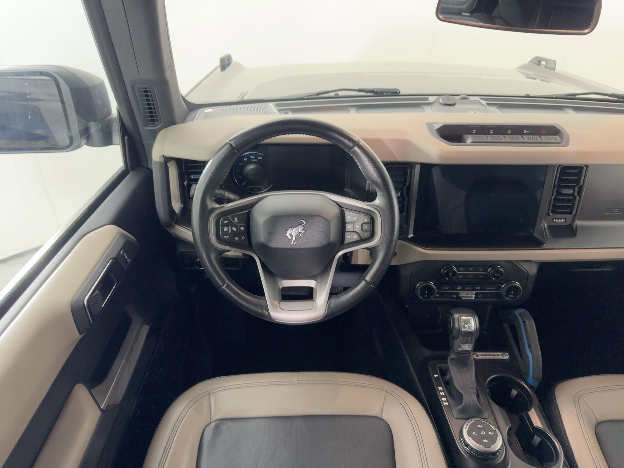 Used 2022 Ford Bronco Wildtrak image 25