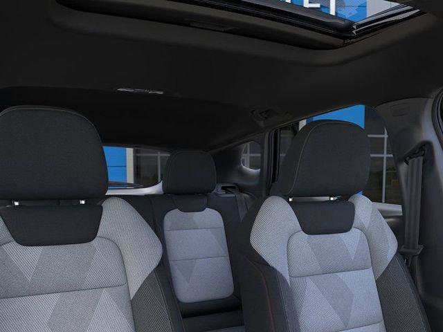 New 2025 Chevrolet Trax RS w/ Sunroof Package image 24