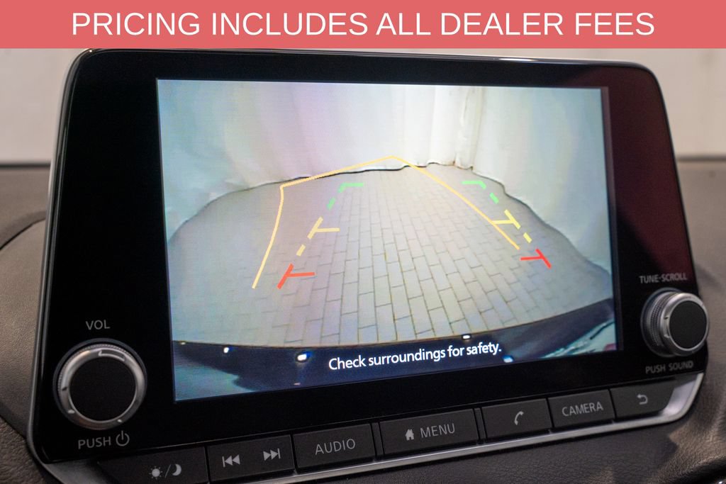 Used 2024 Nissan Sentra SV FWD image 13