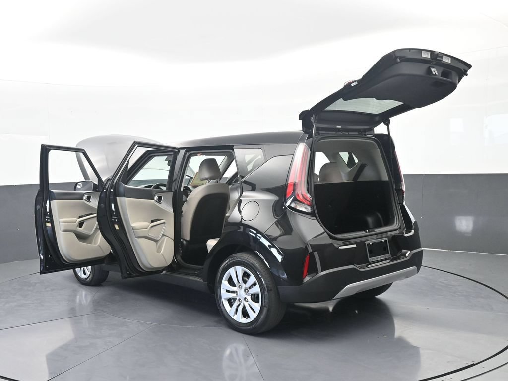 Used 2023 Kia Soul LX FWD image 63