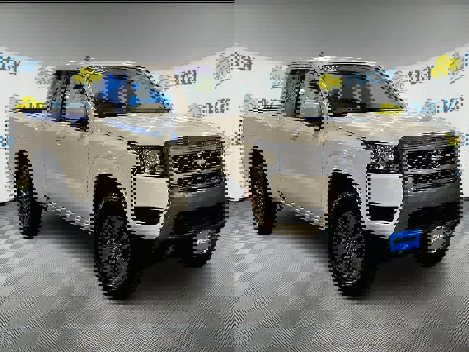 Used 2025 Nissan Frontier SV image 1