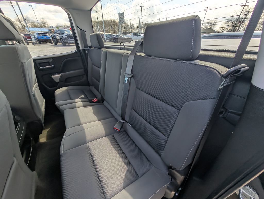 Used 2018 Chevrolet Silverado 1500 LT w/ All Star Edition image 17