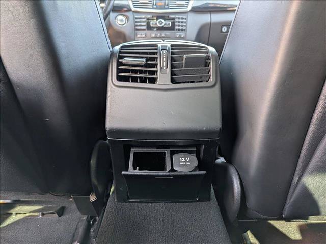 Used 2013 Mercedes-Benz E 550 4MATIC Sedan image 19