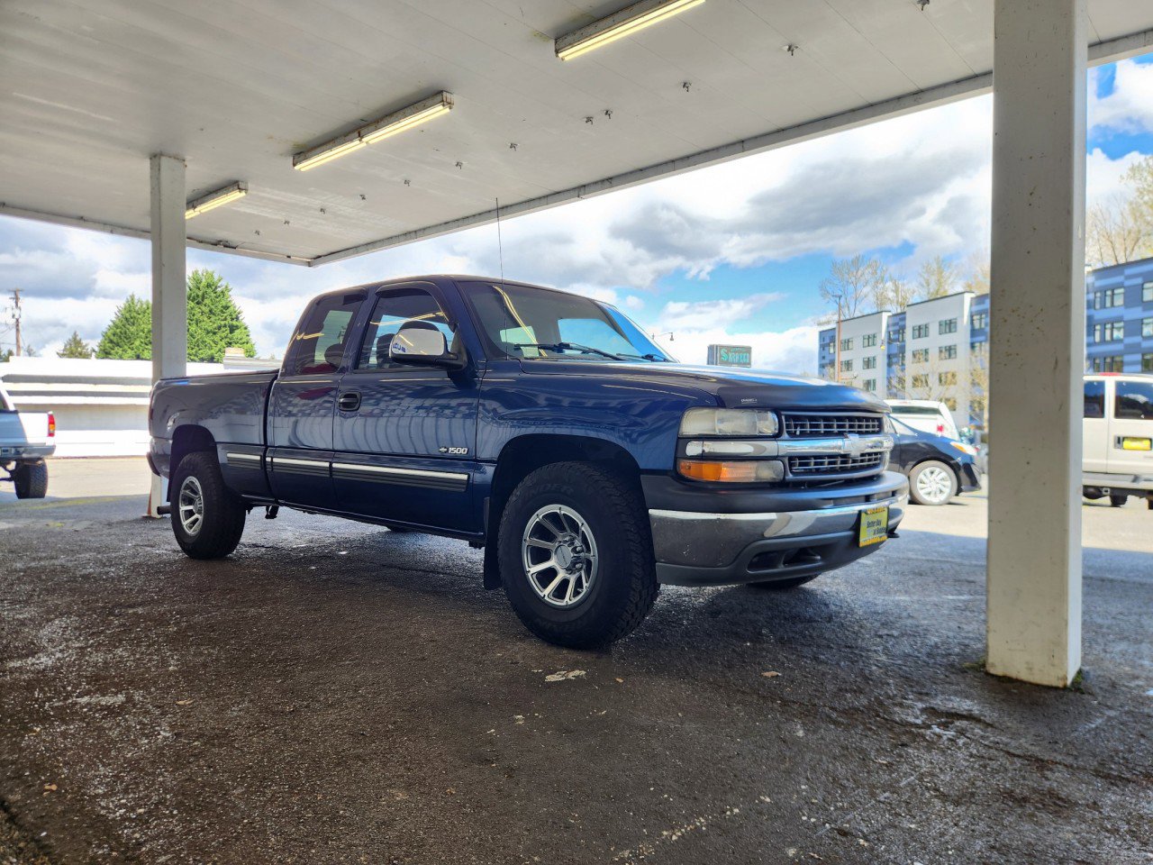 Used 2000 Chevrolet Silverado 1500 LS AWD/4WD image 7
