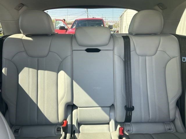 Used 2020 Audi Q5 2.0T Premium Plus w/ Premium Plus Package image 28