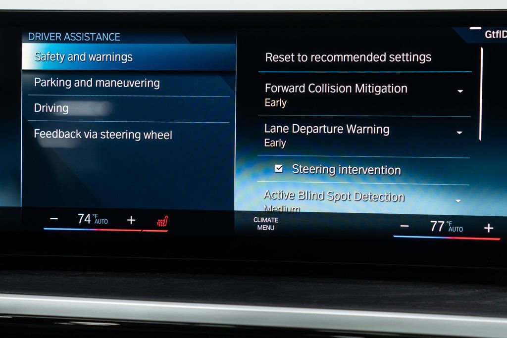 Used 2023 BMW 330e xDrive w/ Premium Package image 30