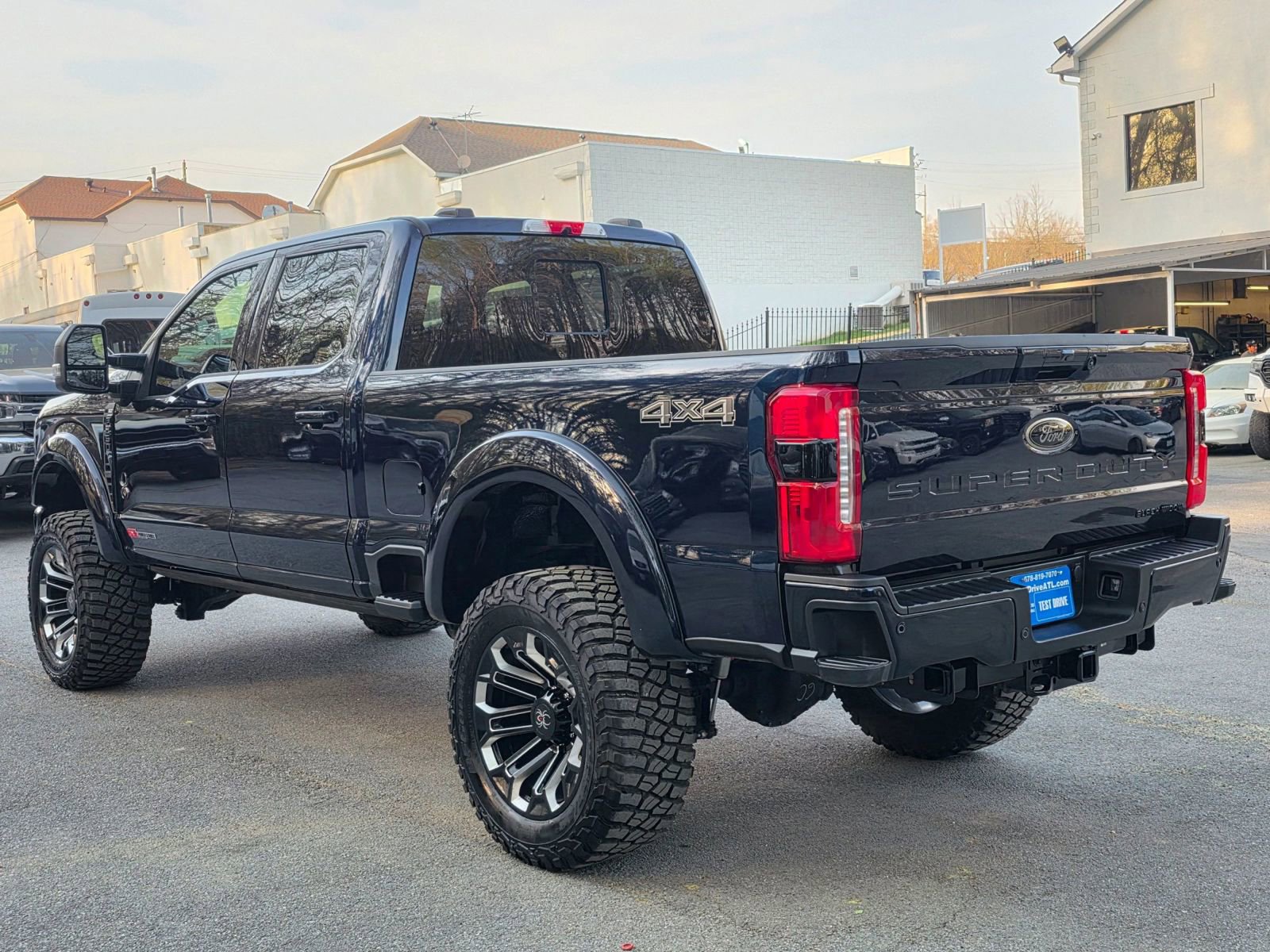 Used 2025 Ford F250 XLT w/ Black Appearance Package image 5