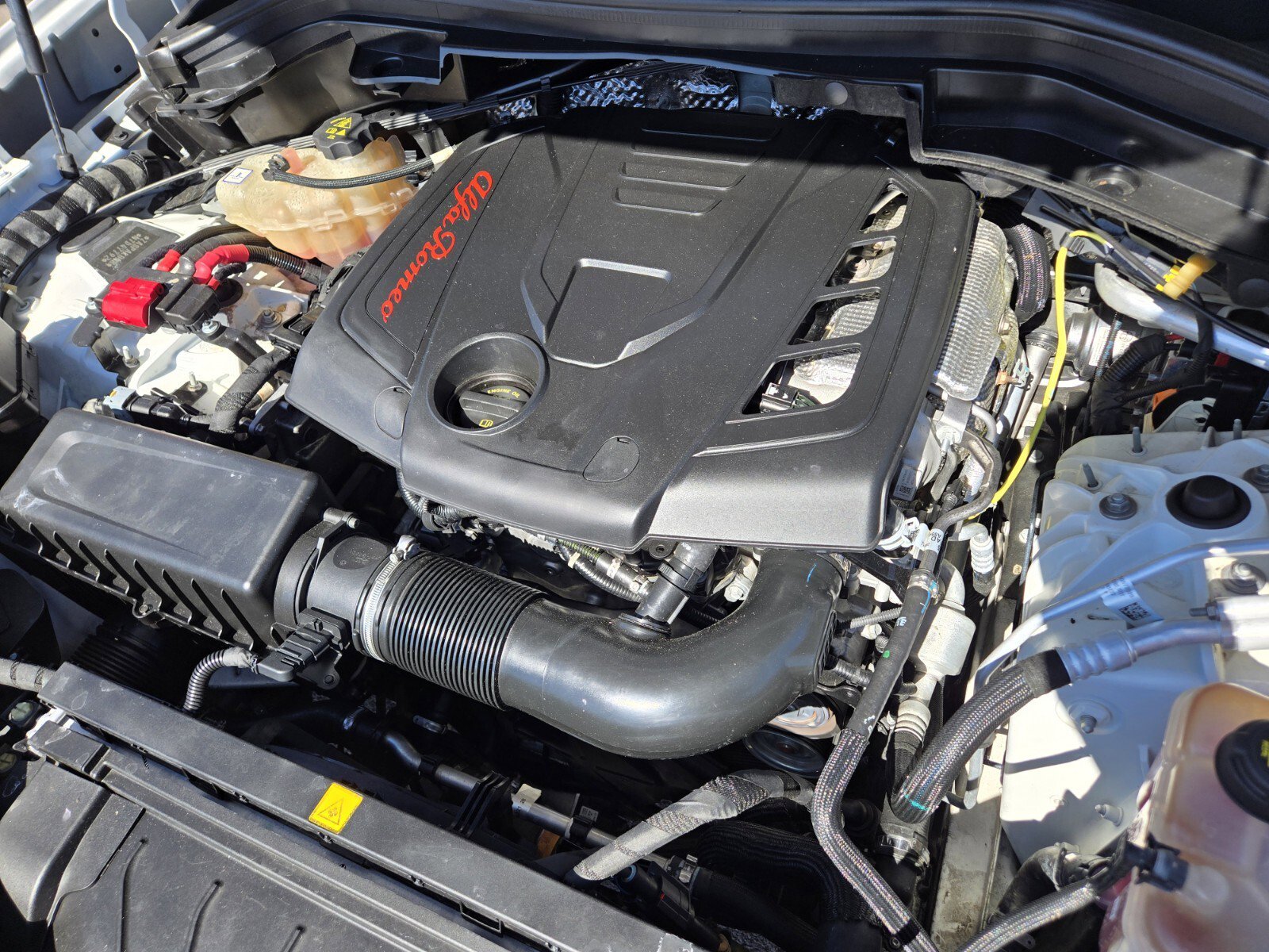 Used 2022 Alfa Romeo Stelvio Ti image 16