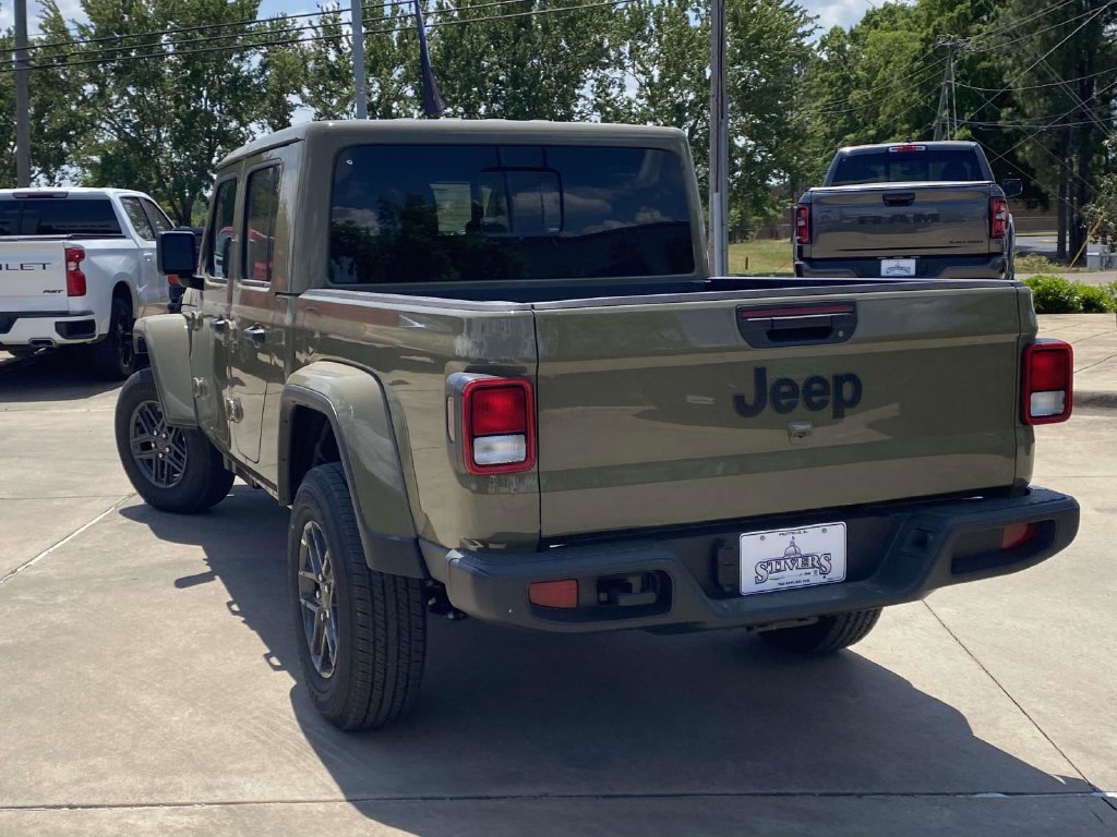 New 2026 Jeep Gladiator Sport AWD/4WD image 33