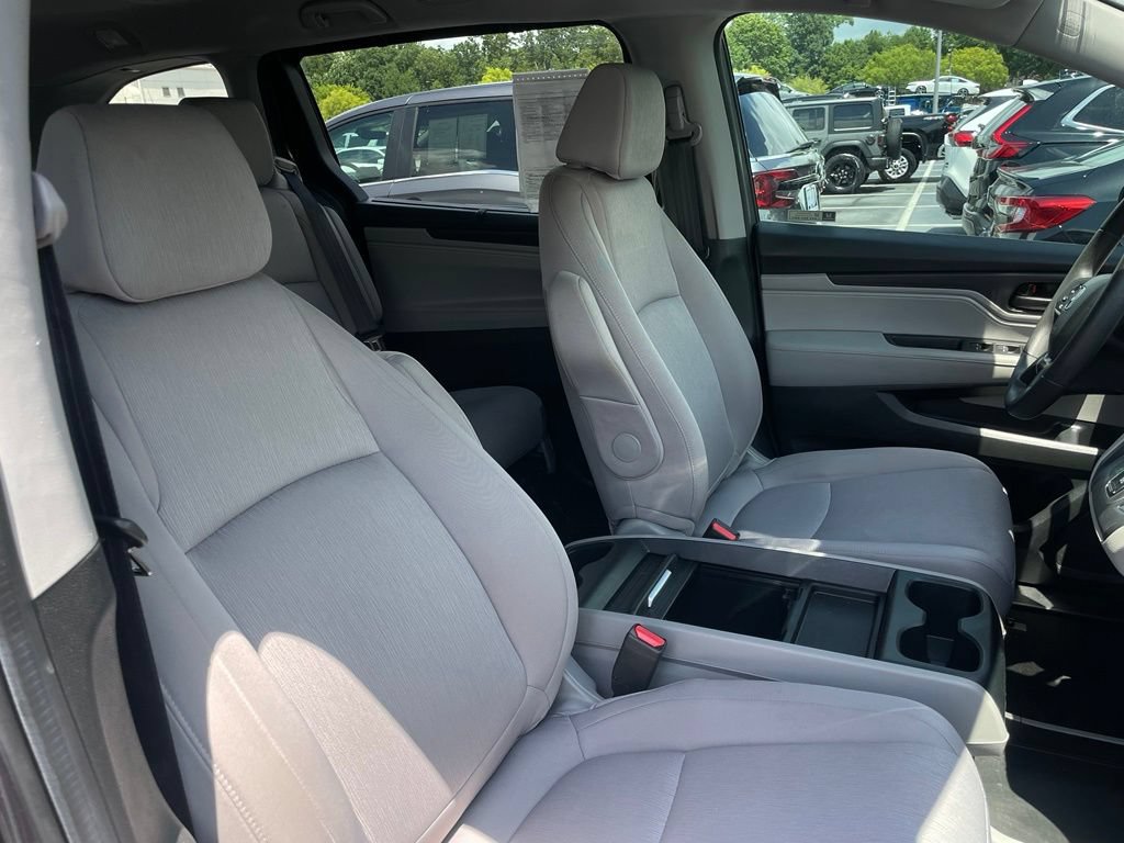 Certified 2024 Honda Odyssey EX image 32