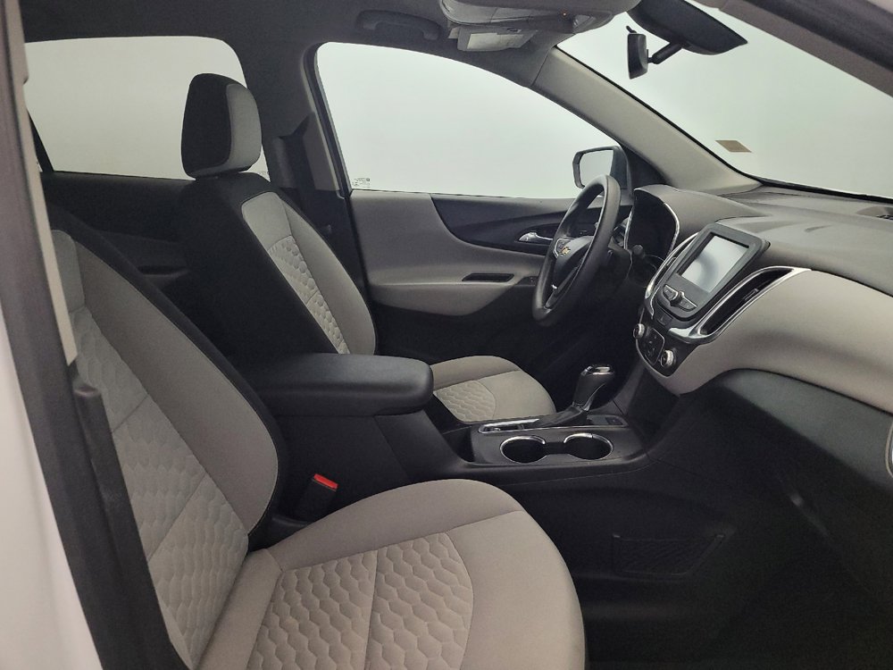 Used 2018 Chevrolet Equinox LS AWD/4WD image 21