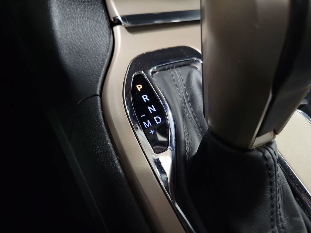 Used 2017 Jeep Grand Cherokee Laredo w/ Quick Order Package 23E image 16