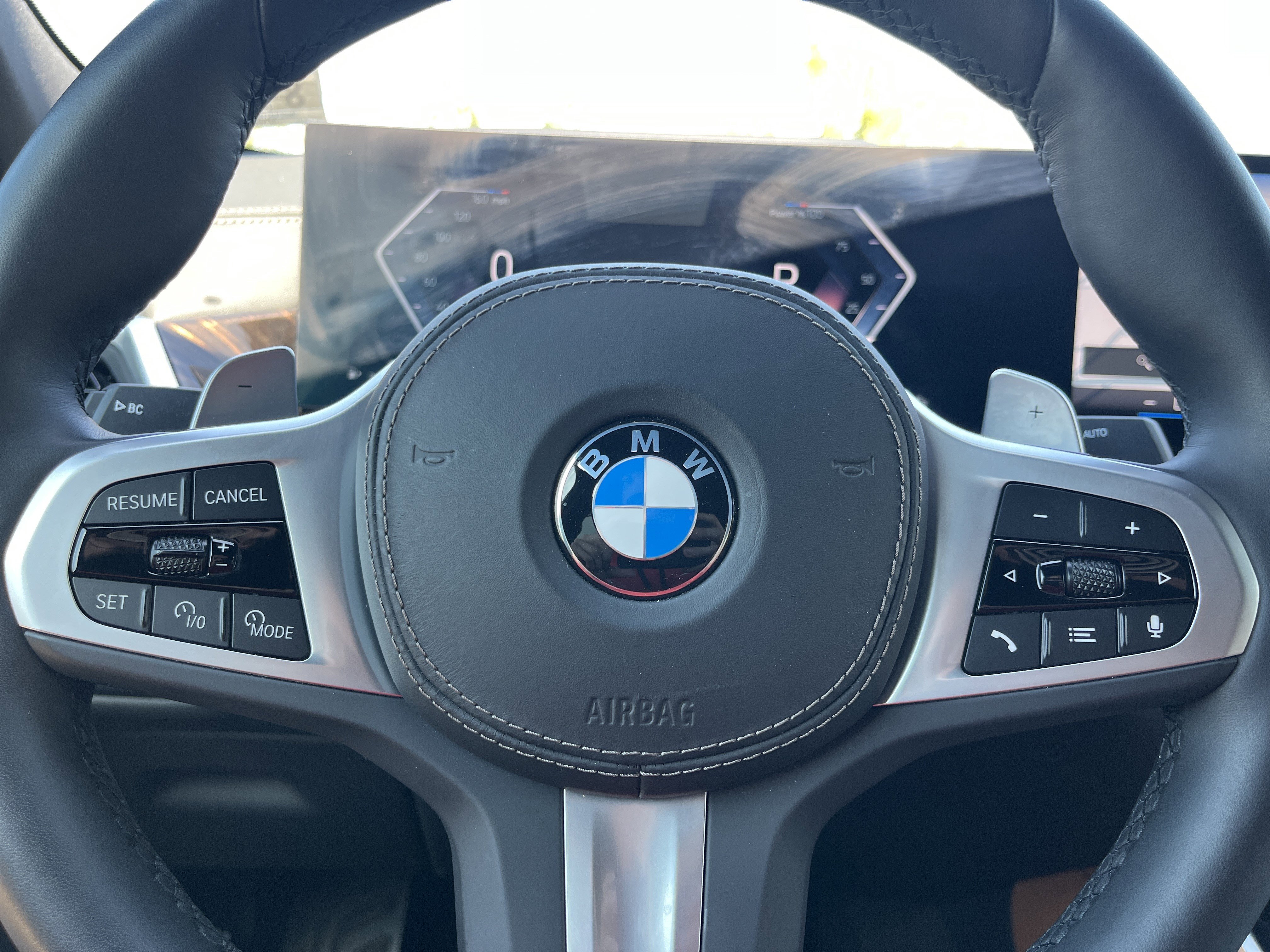 Used 2026 BMW X6 xDrive40i image 14