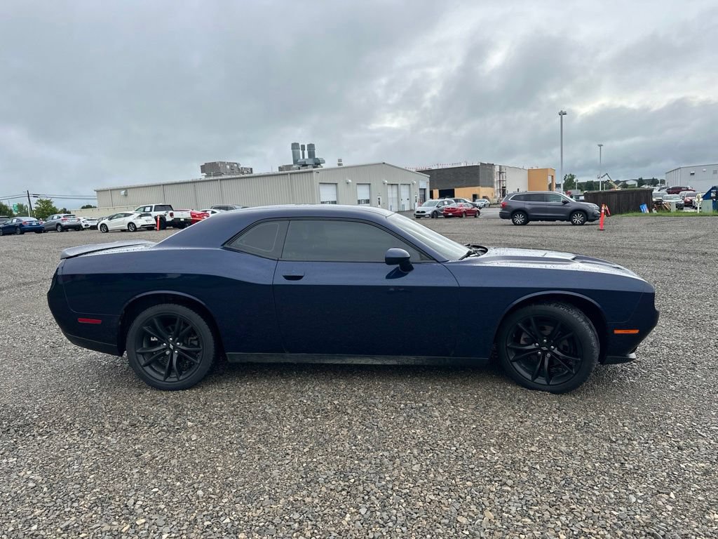 Used 2017 Dodge Challenger SXT w/ Blacktop Package RWD image 10
