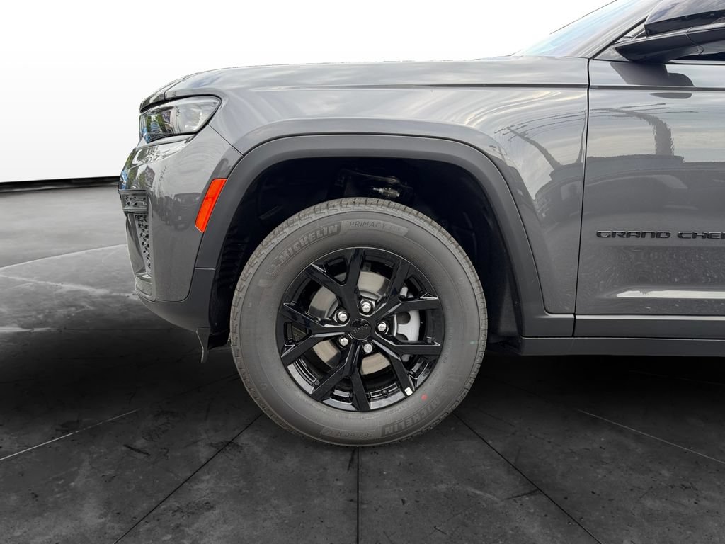 New 2026 Jeep Grand Cherokee Altitude AWD/4WD image 14