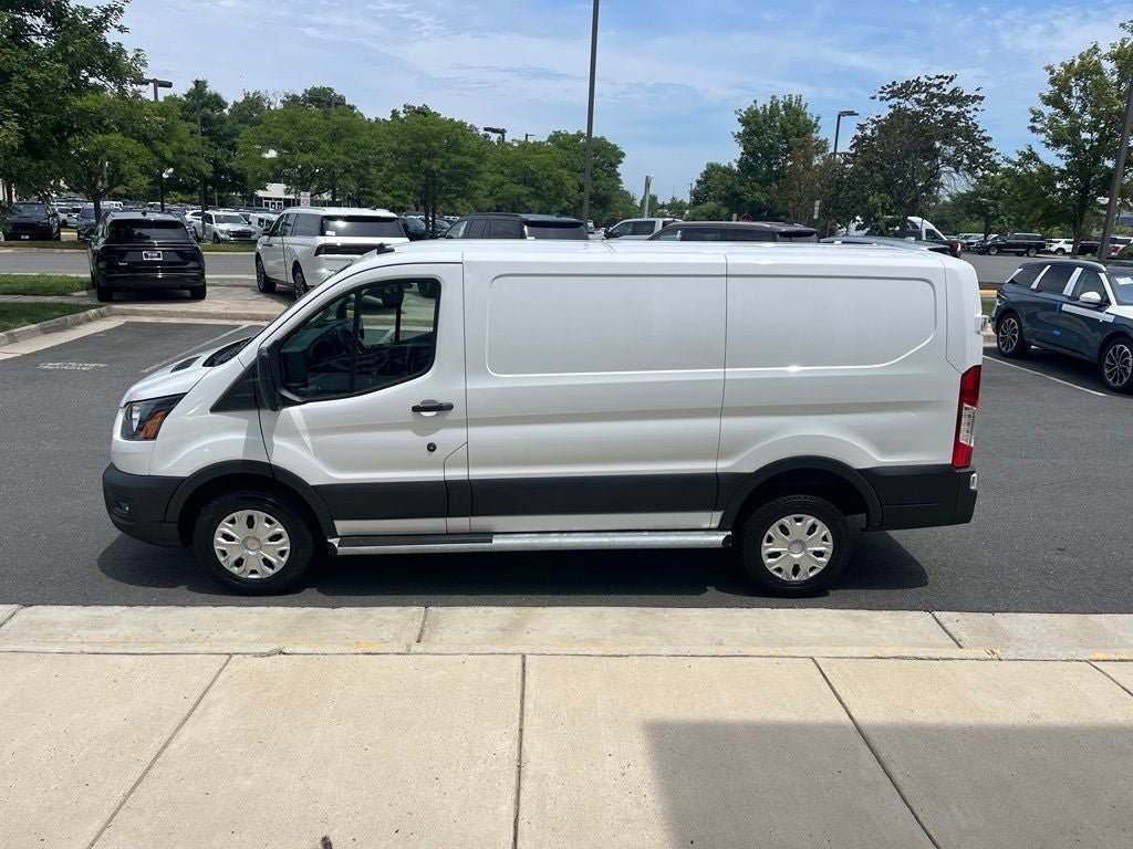 Used 2025 Ford Transit 250 Low Roof w/ Exterior Upgrade Package RWD image 4
