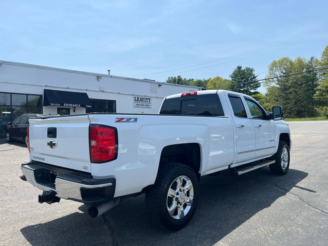 Used 2017 Chevrolet Silverado 2500 LTZ w/ Z71 Package, Off-Road AWD/4WD image 5