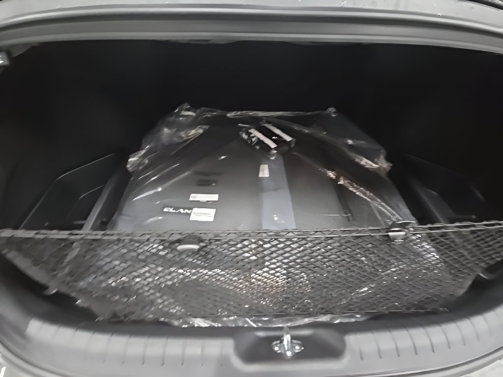 New 2026 Hyundai Elantra SE FWD image 18