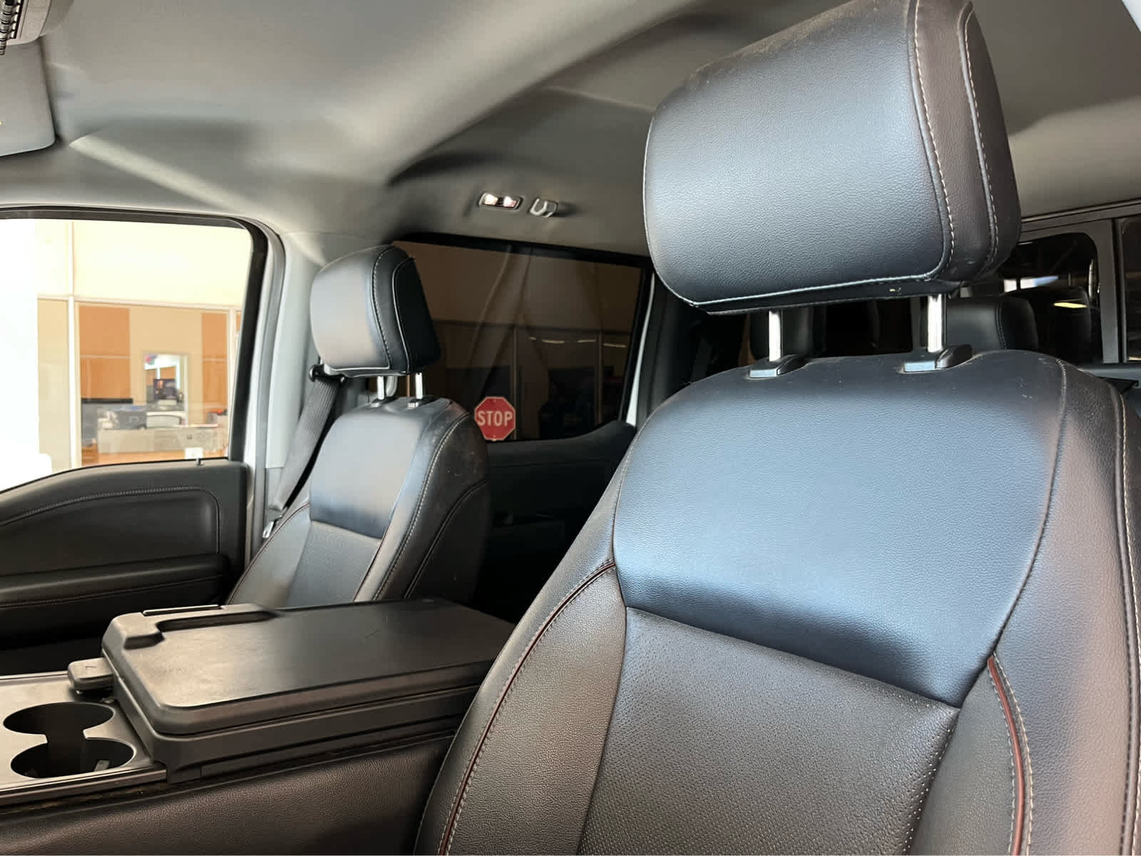 Used 2023 Ford F350 Lariat w/ Tow Technology Package AWD/4WD image 17