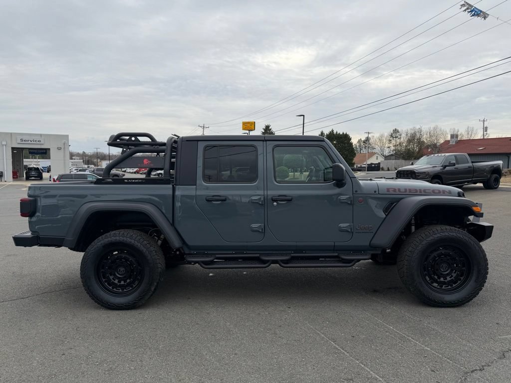New 2025 Jeep Gladiator Rubicon w/ Convenience Group AWD/4WD image 2