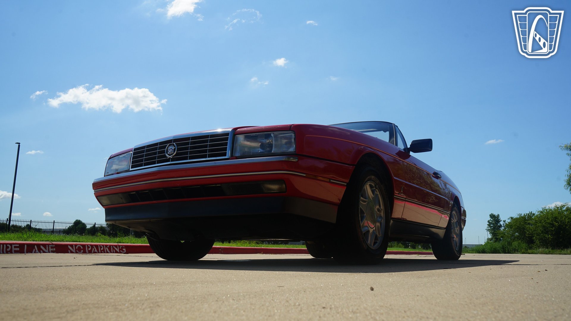 Used 1991 Cadillac Allante FWD image 4