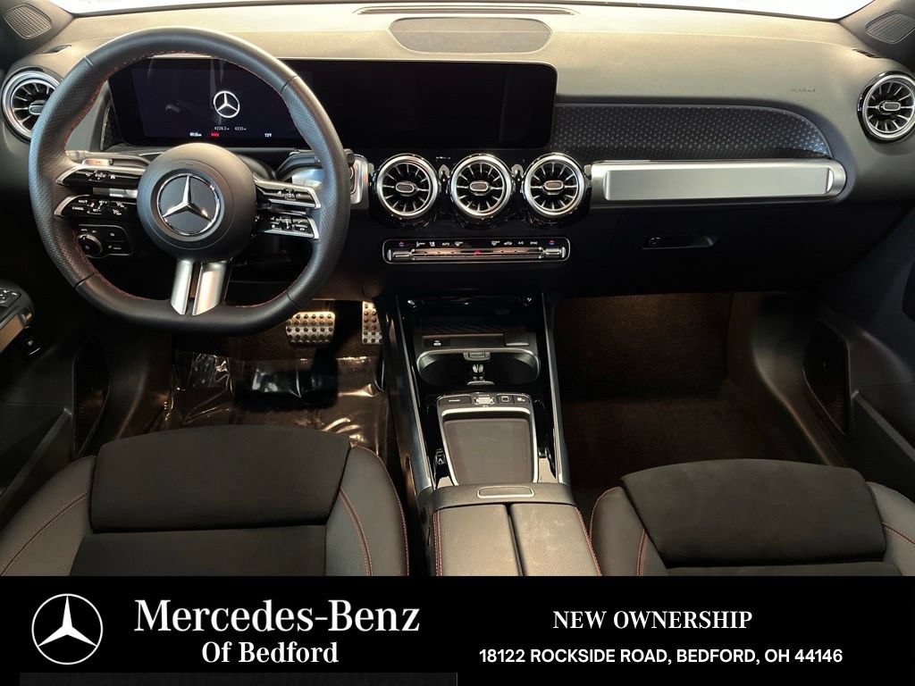 Used 2026 Mercedes-Benz GLB 250 4MATIC image 21