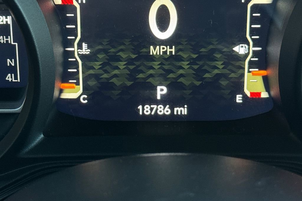 Used 2024 Jeep Wrangler Sahara image 30