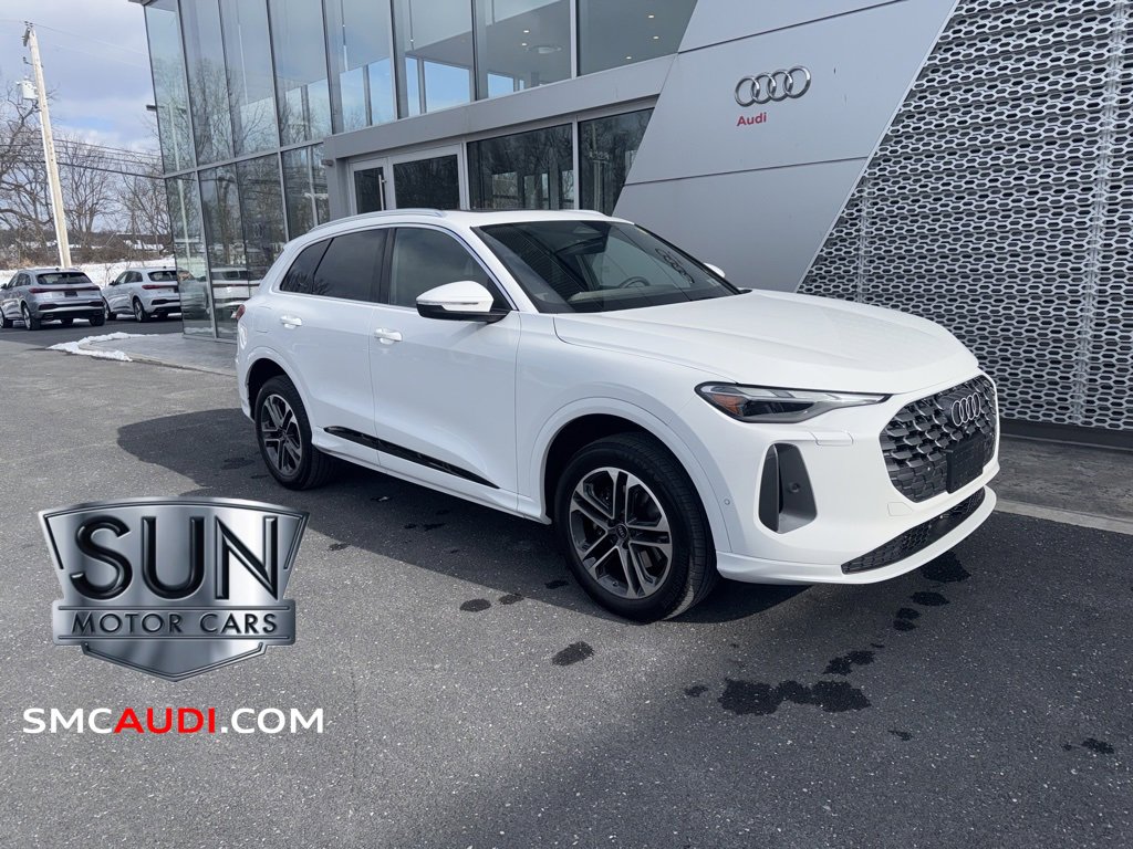 Used 2025 Audi Q5 2.0T Premium w/ Convenience Package