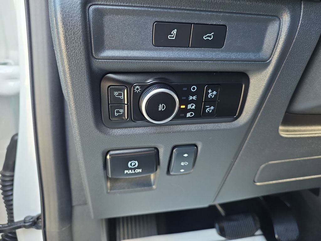 Used 2024 Ford Expedition Max Platinum image 35