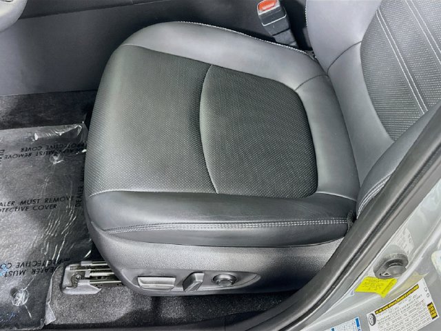 Certified 2022 Toyota RAV4 Limited w/ Limited Grade Weather Package AWD/4WD image 20